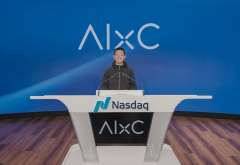 每当估计他撑不底时 